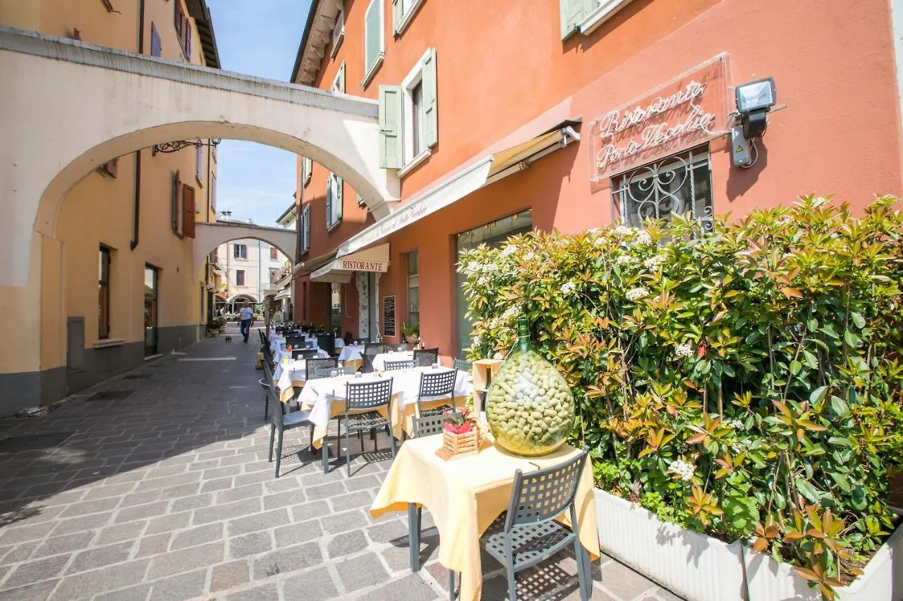 Appartamento La Maison Fleurie Desenzano del Garda 0*,  Italien