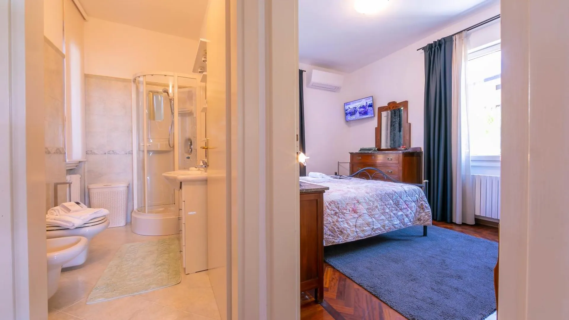 Appartamento La Maison Fleurie Desenzano del Garda Italien
