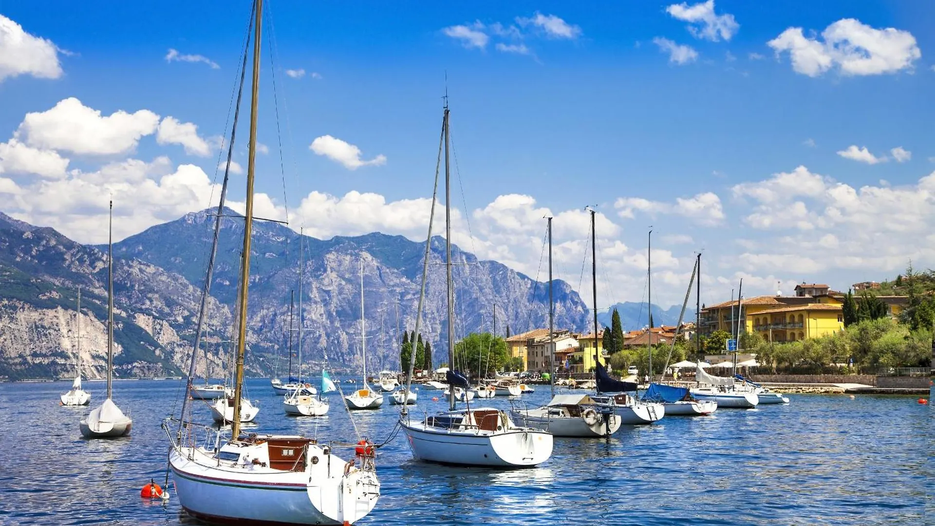 Appartamento La Maison Fleurie Desenzano del Garda 0*,  Itália